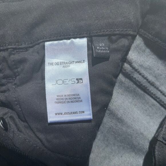 New Joe’s Black Straight Ankle Jeans (The OG) size 23 with fringe on ankle - Picture 9 of 12